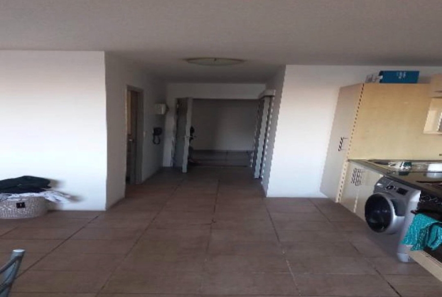 1 Bedroom Property for Sale in Zonnebloem Western Cape